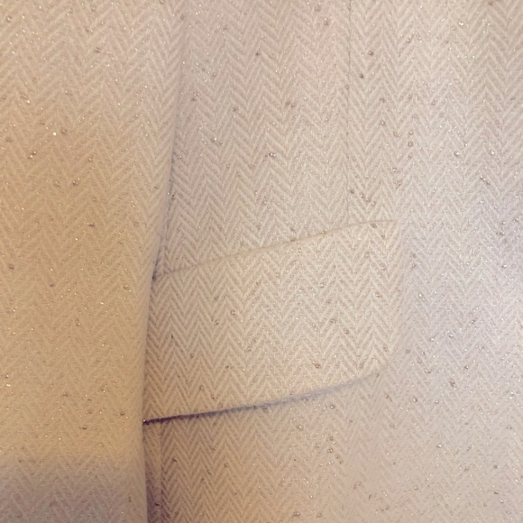 Cream with Gold Specs 3/4 Blazer - Picture 5 of 5